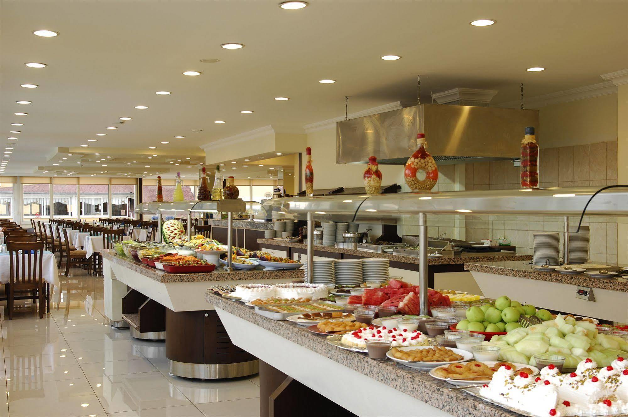 Aska Kleopatra Beste Hotel 阿拉尼亚 外观 照片